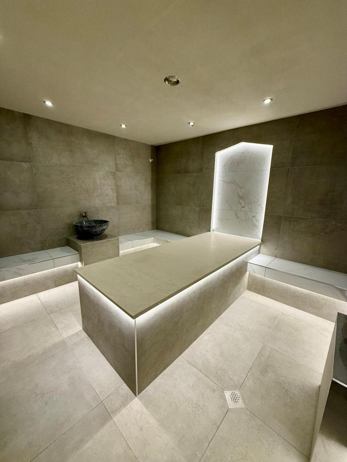 Hotel Alfaresort Thermal Chiflika 外观 照片